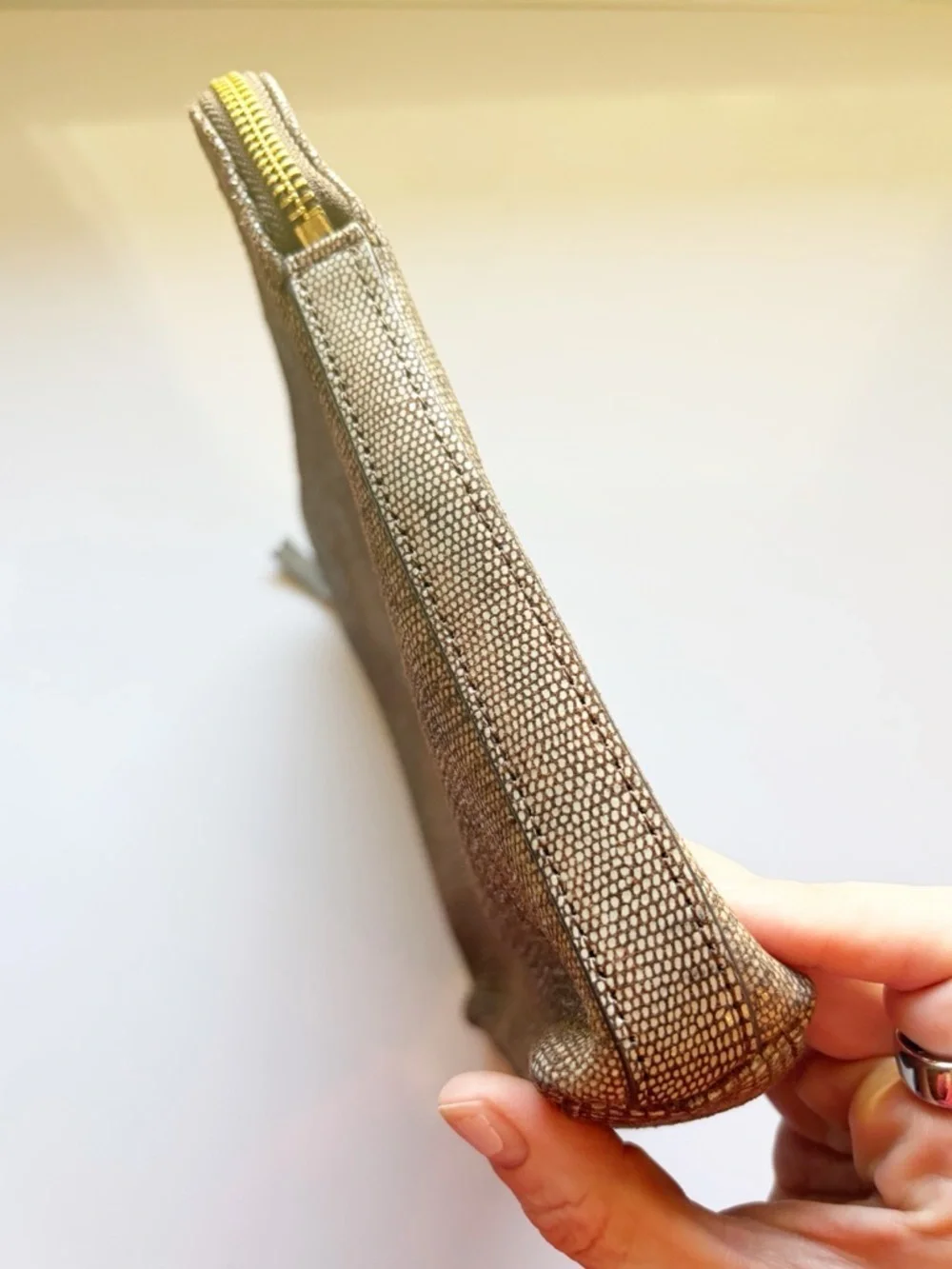 India Hicks Insider Leather Pouch Island Gecko